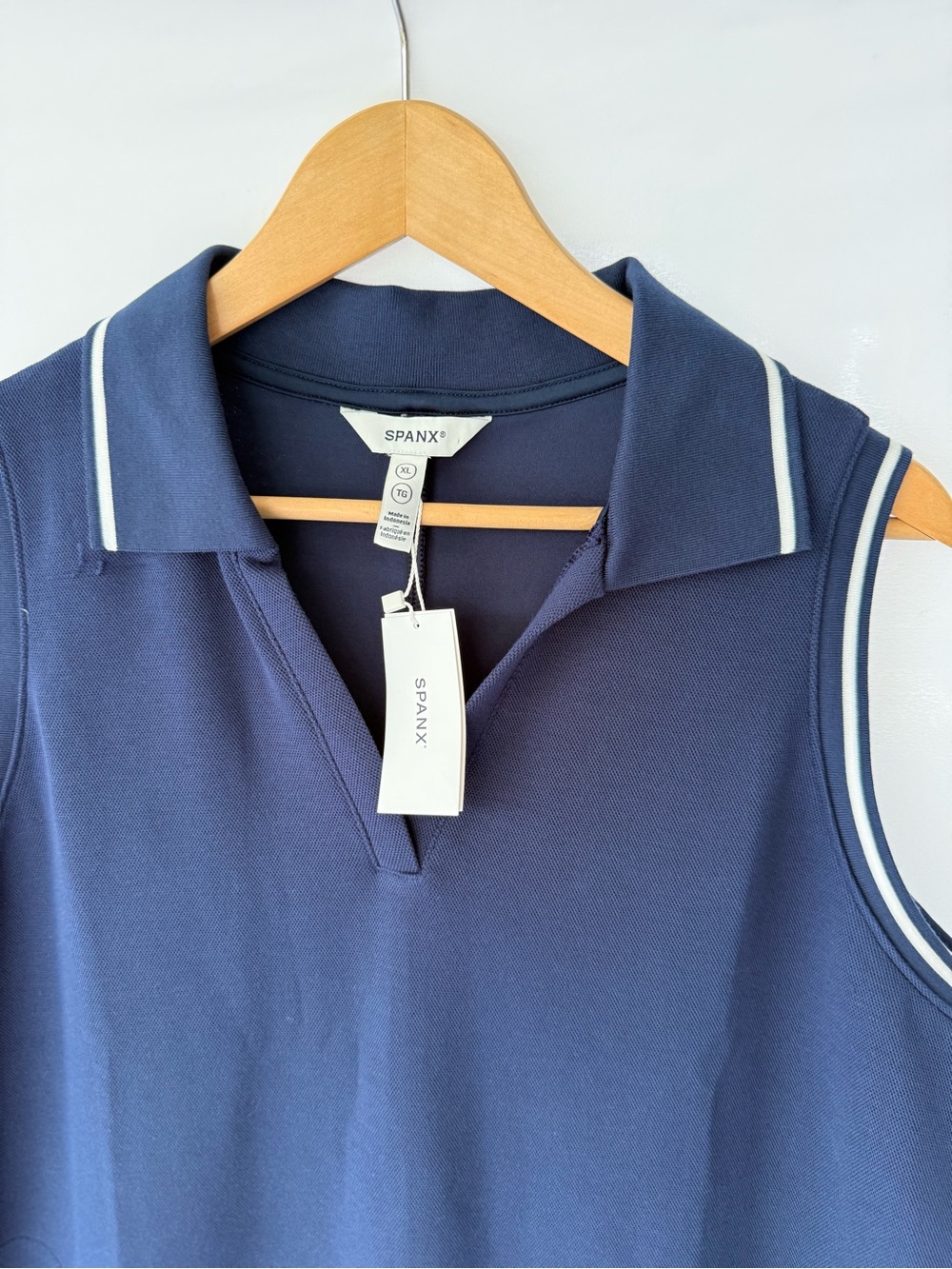 SPANX AirEssentials Sleeveless Polo Top – NWT - Picture 2 of 11